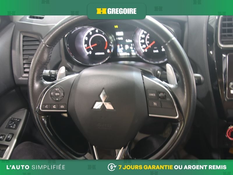 2019 Mitsubishi RVR Grey Laval - photo #17