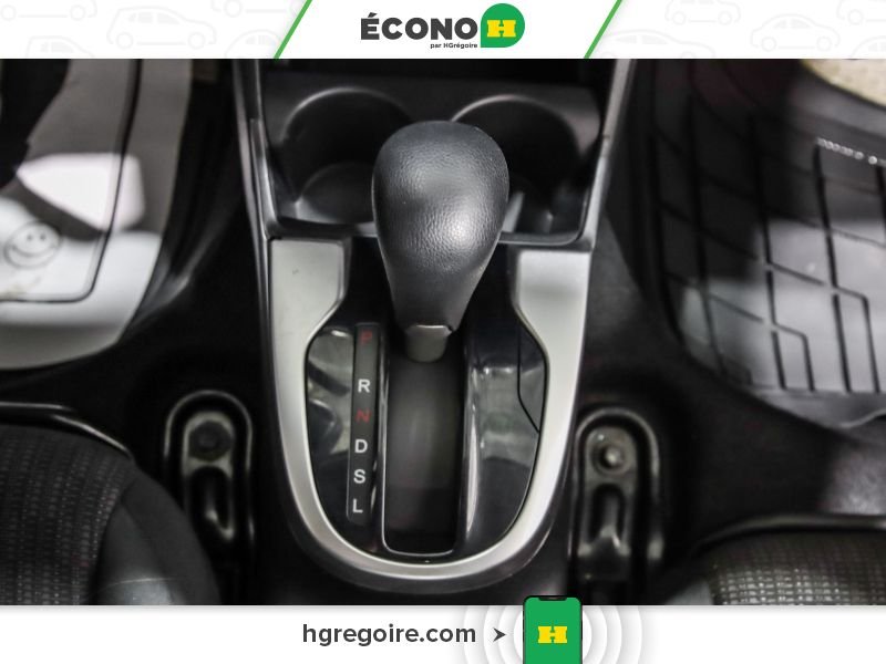 2017 Honda Fit White Laval - photo #16