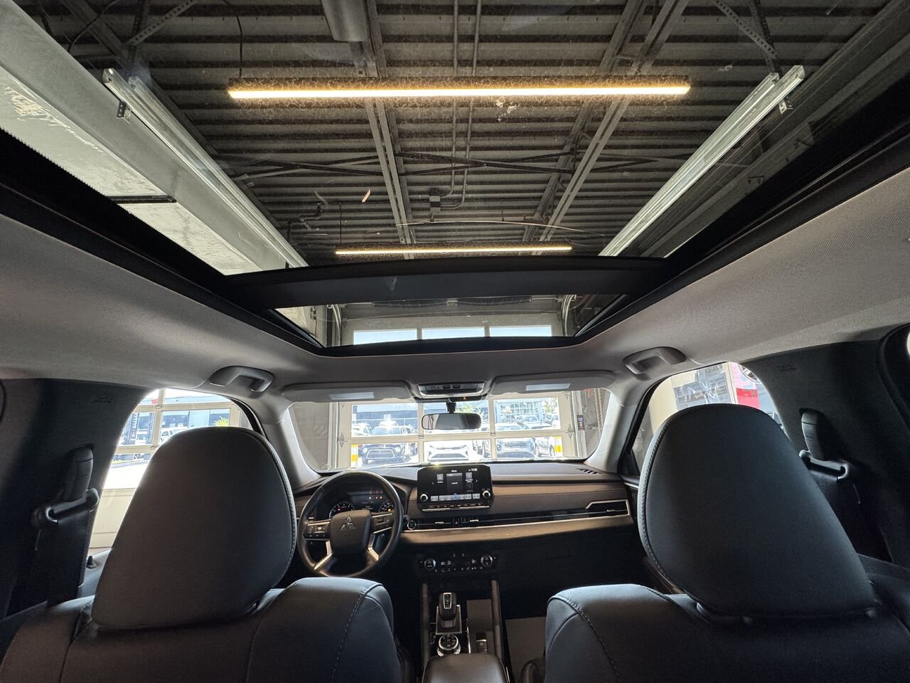 Mitsubishi Outlander 2024 Gris Saint-Eustache - photo #11