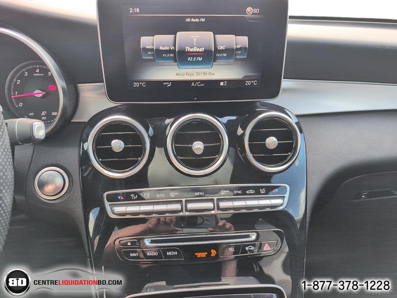 2017 Mercedes-Benz GLC GLC 300 4MATIC | BD0390 Silver Granby - photo #19