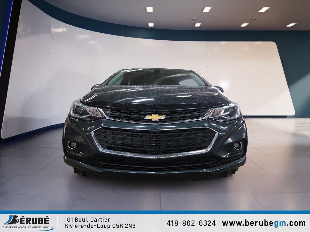 Chevrolet Cruze LT 1.6L à hayon 4 portes avec 1SH 2018 Noir Rivière-du-Loup - photo #1