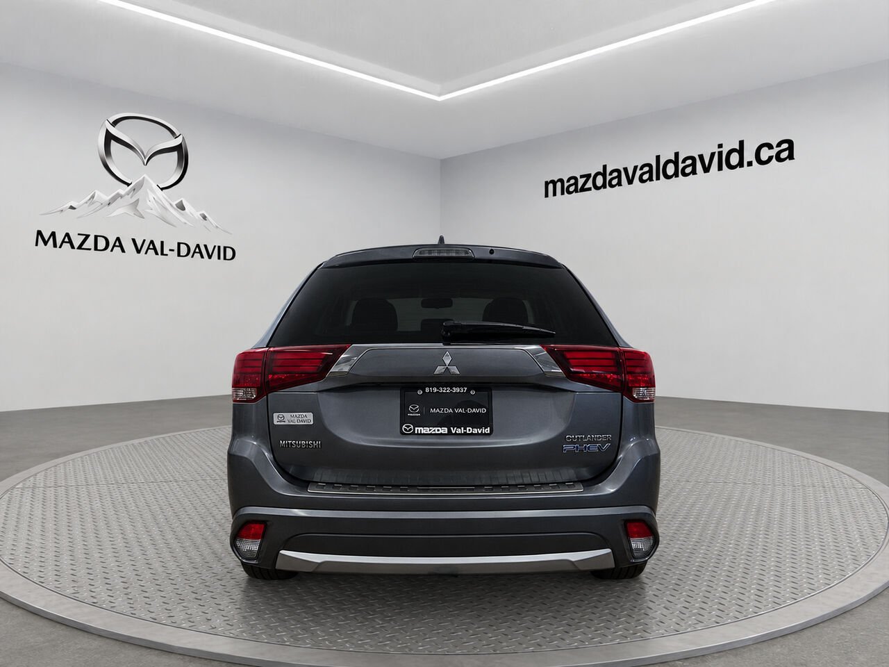 2018 Mitsubishi Outlander Plug-In Hybrid GT S-AWC Grey Val-David - photo #3