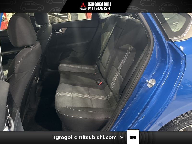 2022 Kia Forte Blue Blainville - photo #29