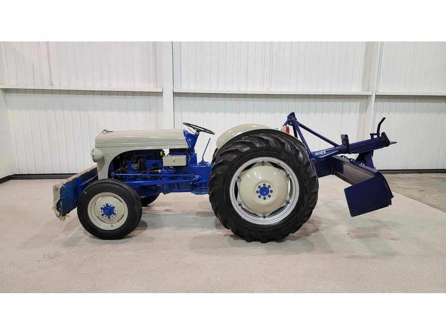 Ford Others Tracteur Massey Fergusson Antiquité 1955