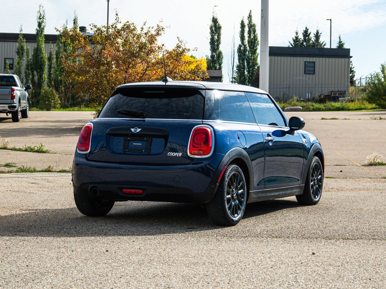 2017 MINI Cooper Hardtop 3dr HB Blue Sherwood Park - photo #13