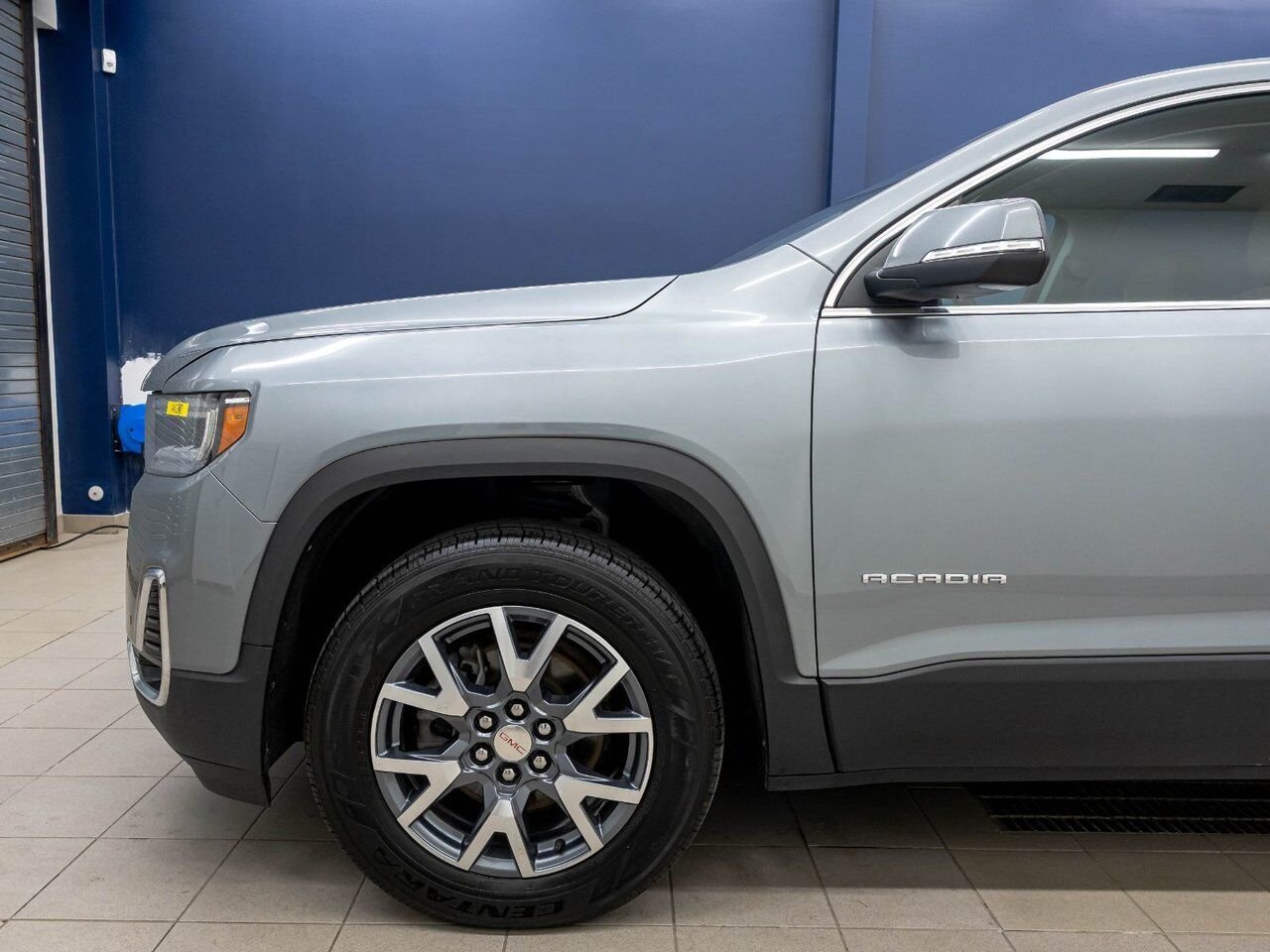 GMC Acadia SLT AWD *NAV* CUIR SIÈGES CHAUF HAYON ELECT BOSE 2023 Gris Saint-Jérôme - photo #34
