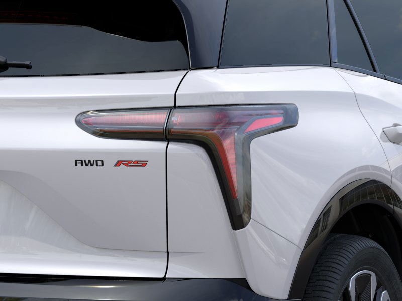 2025 Chevrolet Blazer EV RS TI Iridescent Pearl Tricoat Saint-Eustache - photo #10