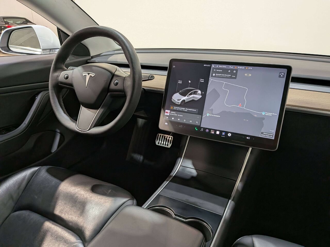 2019 Tesla Model 3 Standard Range Plus RWD White Val-David - photo #18