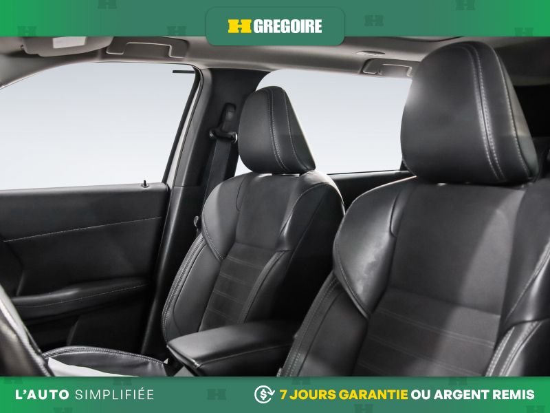 2022 Mitsubishi Outlander Grey Laval - photo #10