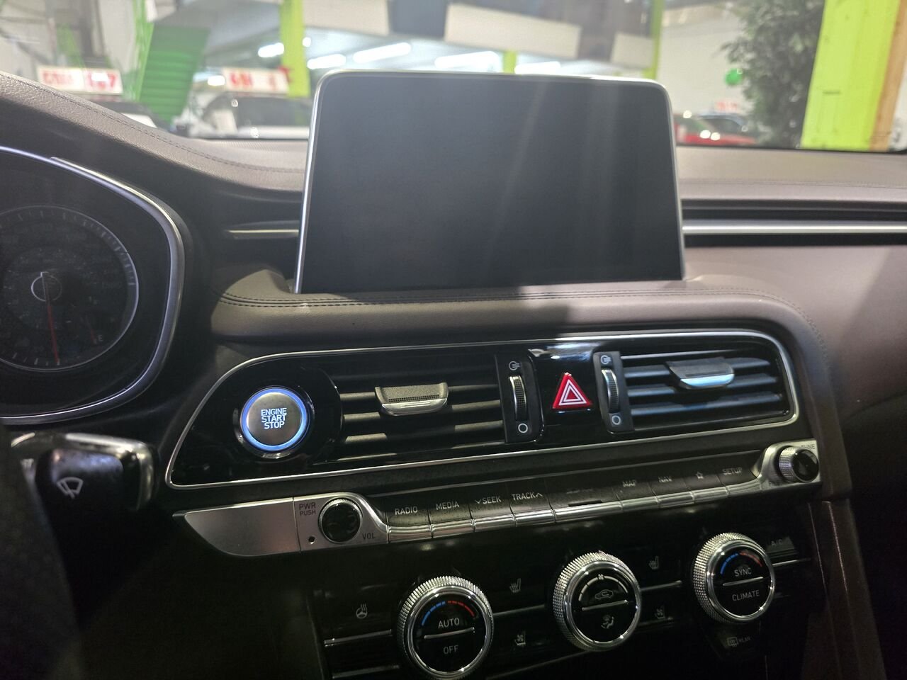2019 Genesis G70 Black  - photo #18