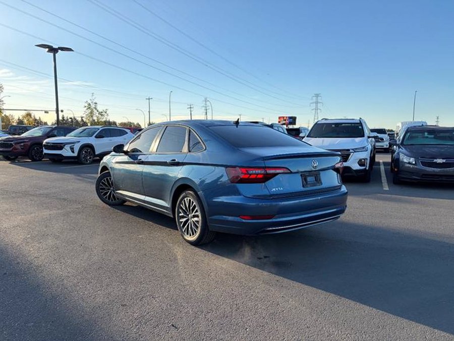 2021 Volkswagen Jetta Highline R-Line 1.4T | Power Sunroof Blue