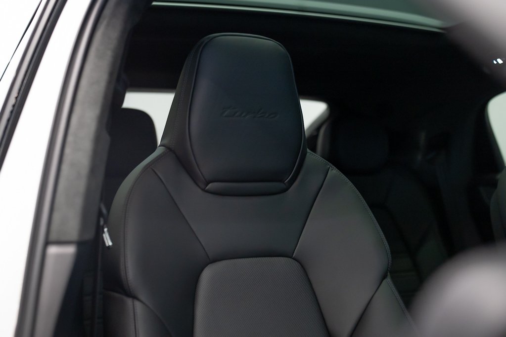 2024 Porsche Cayenne White Saint-Eustache - photo #23