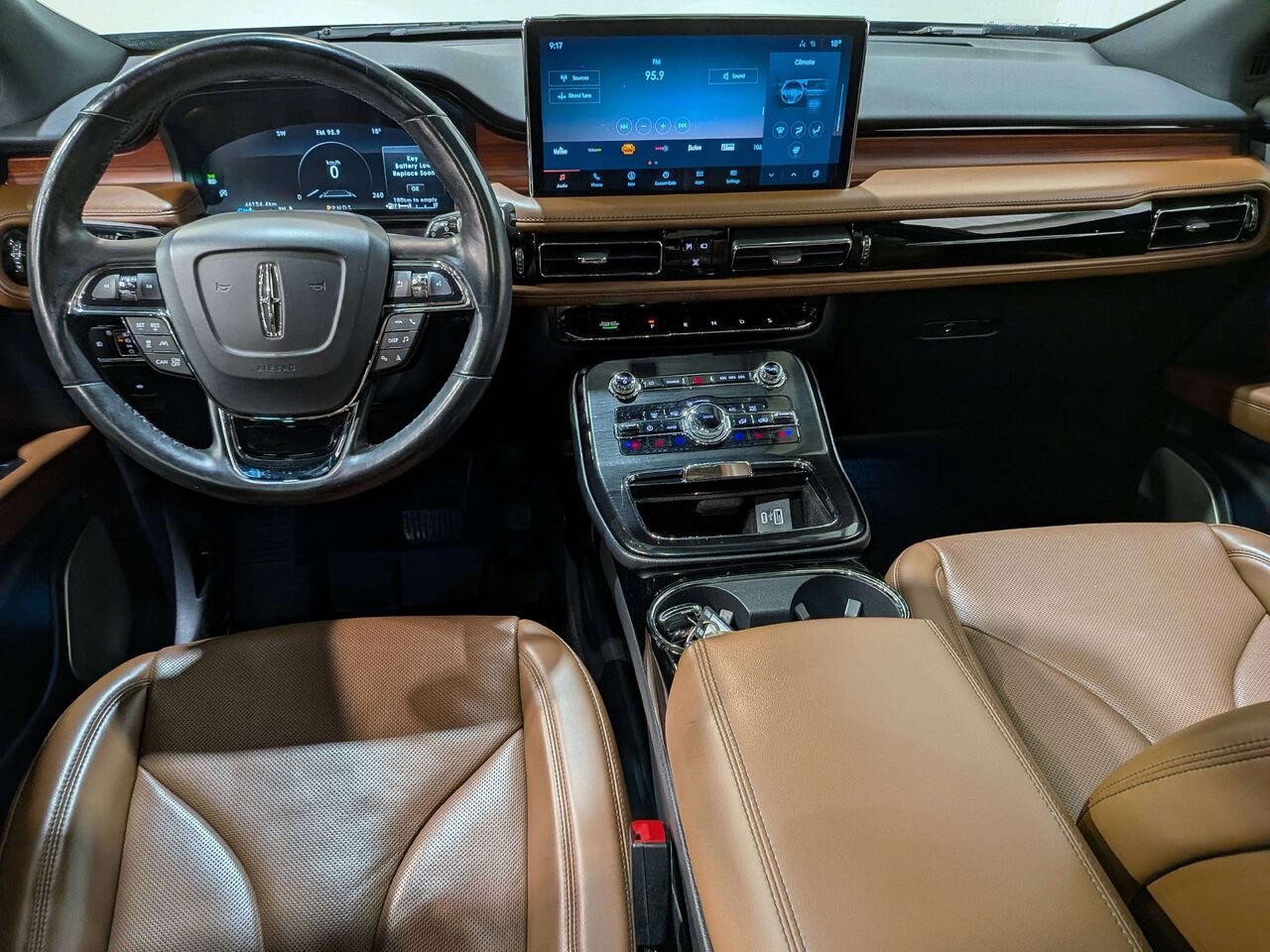 2022 Lincoln Nautilus Reserve AWD Black Val-David - photo #31