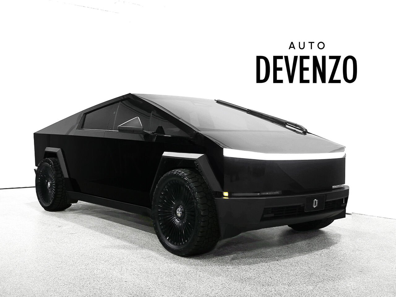 Tesla Cybertruck 2024 Argent Saint-Eustache - photo #0