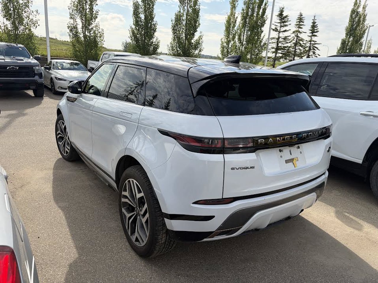 2020 Land Rover Range Rover Evoque P250 First Edition White Sherwood Park - photo #4