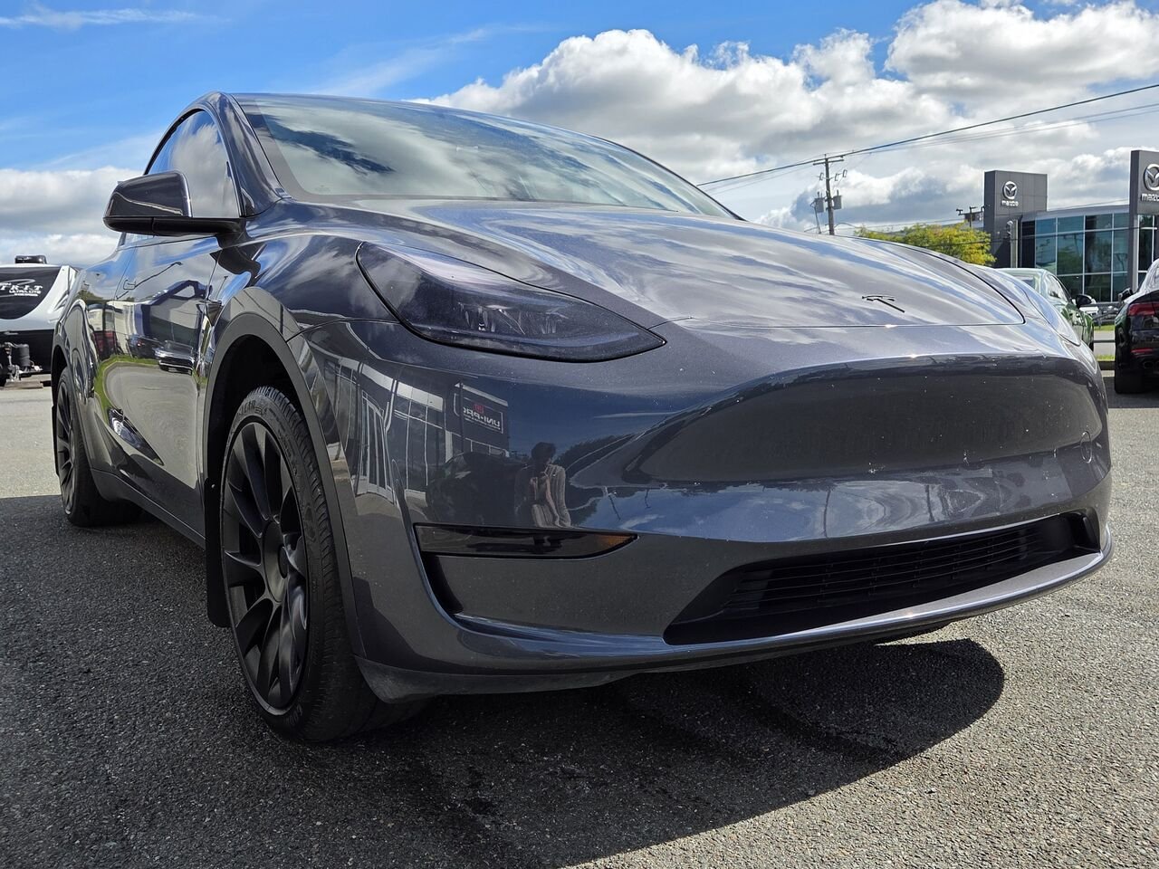 Tesla Model Y 2023 Gris Granby - photo #8