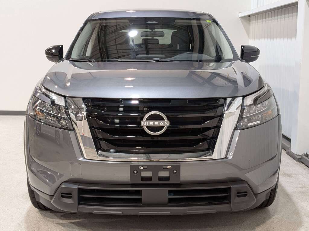 Nissan Pathfinder 2024 Gris Val-David - photo #3