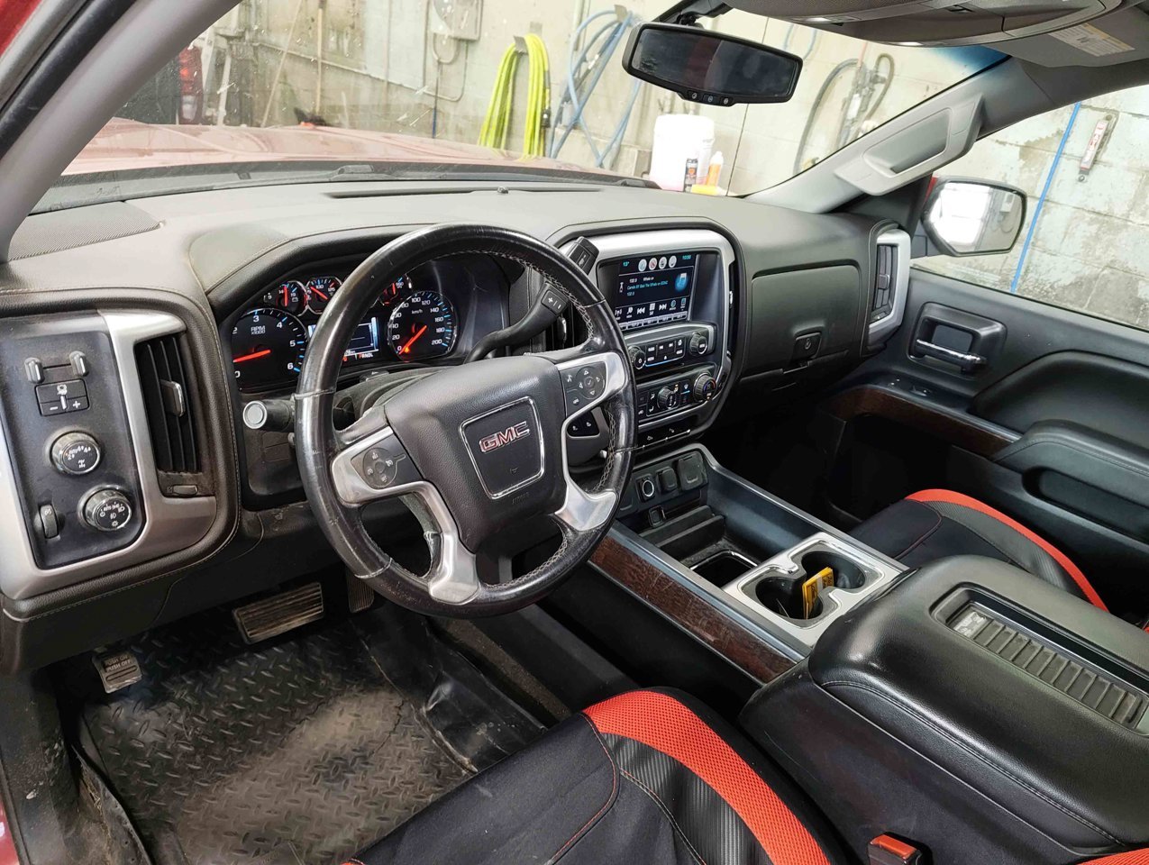 2018 GMC Sierra 1500 4WD Double Cab 143.5 SLE Red Sherwood Park - photo #6
