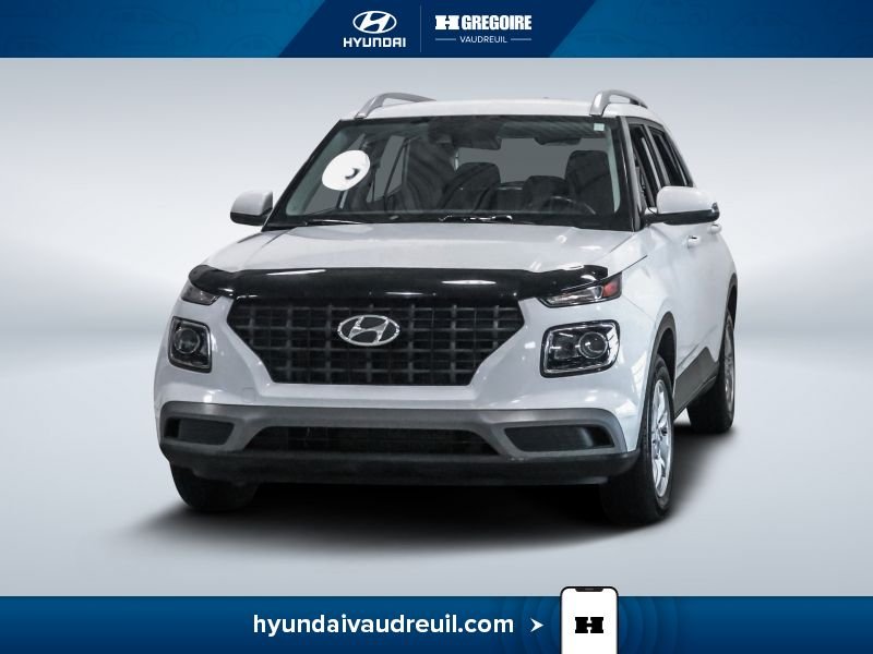 2021 Hyundai Venue Preferred White