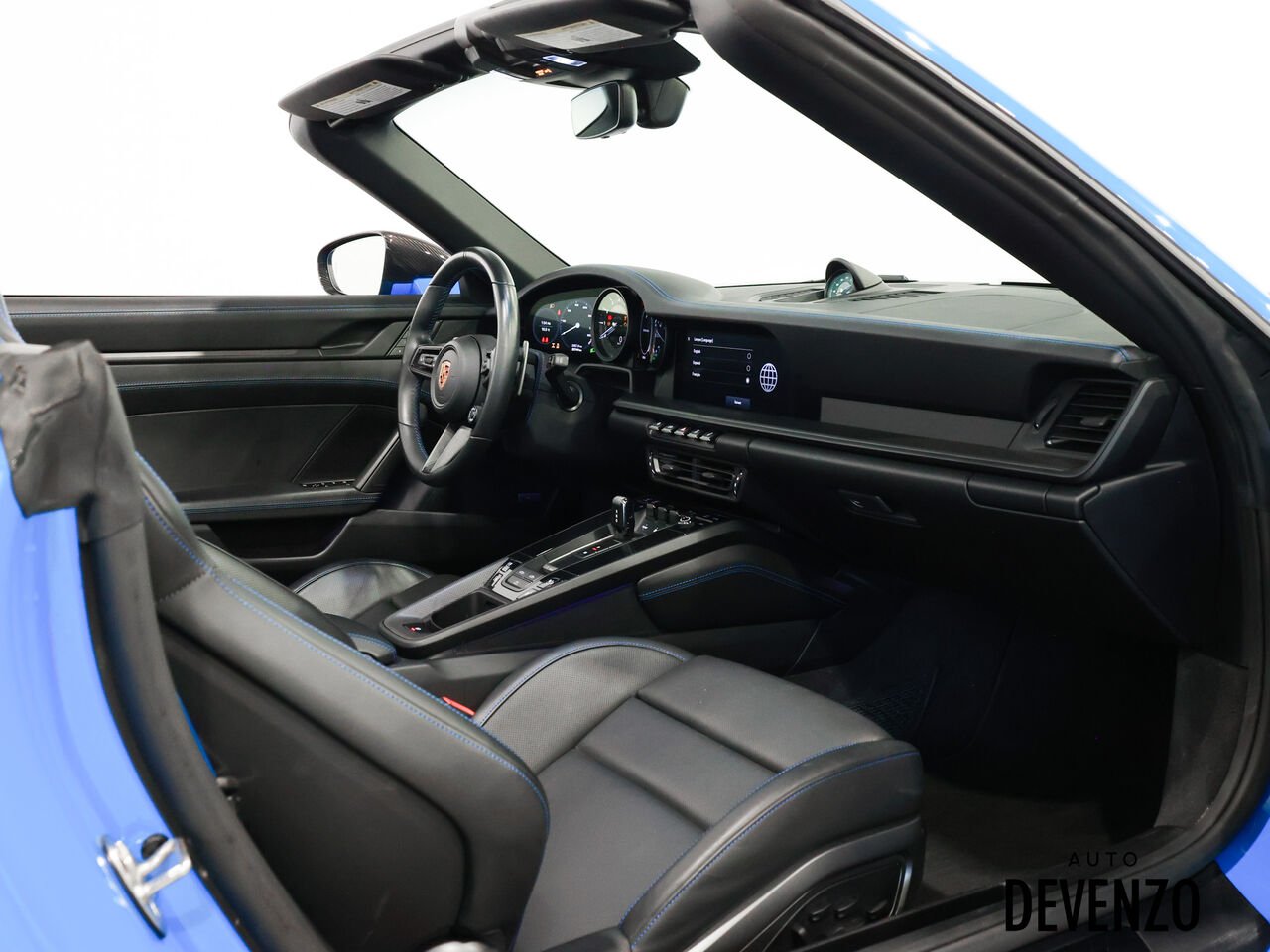 2023 Porsche 911 Blue Saint-Eustache - photo #9