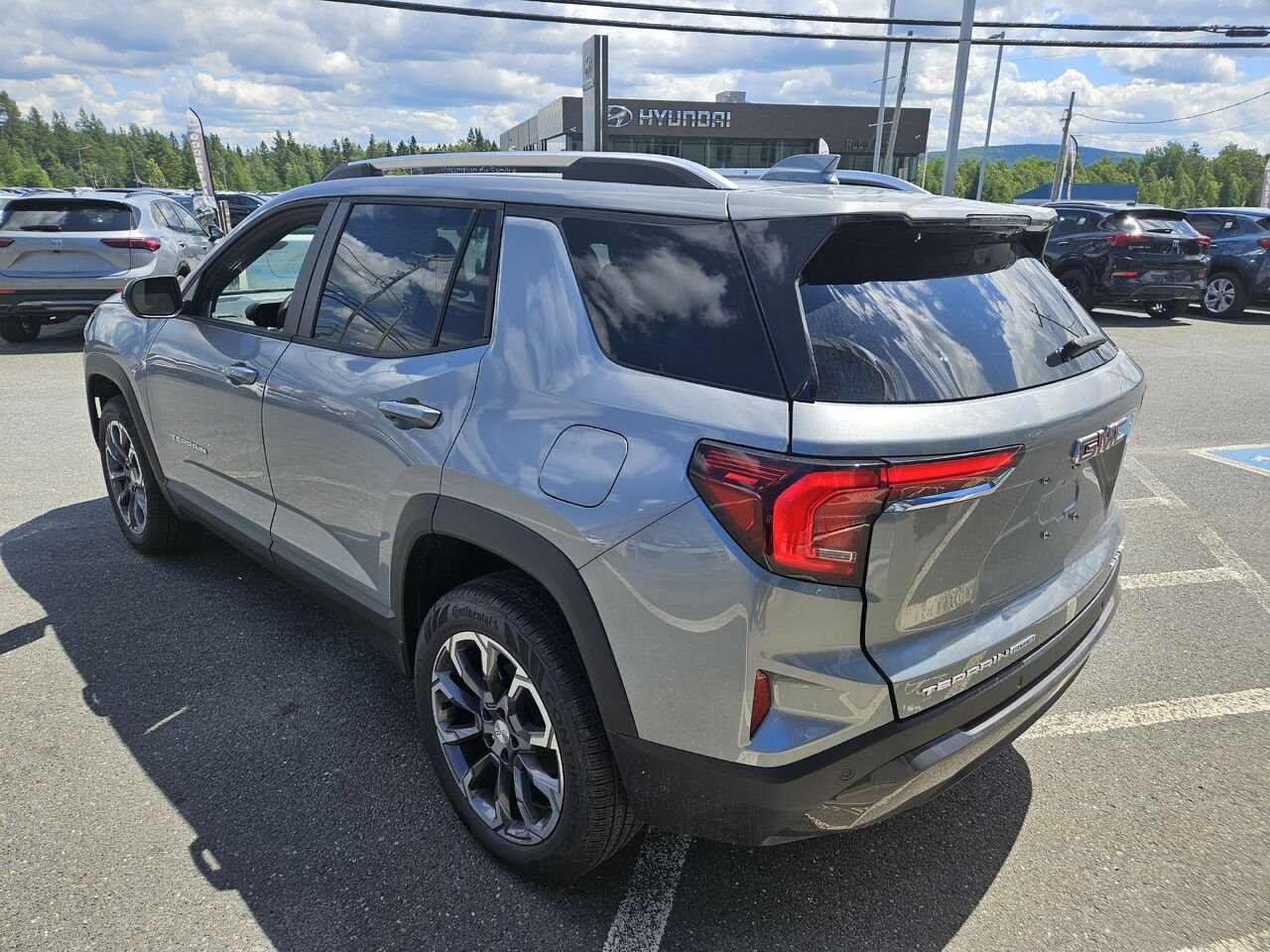 GMC Terrain Élévation 4 portes TI 2027 Argent métallisé Thetford Mines - photo #5