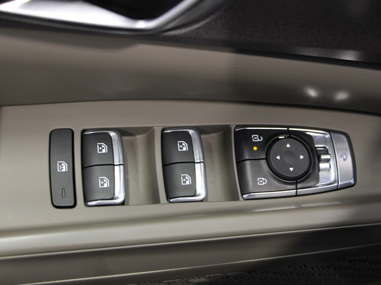 Kia Carnival EX+ TA 2026 Gris Châteauguay - photo #18