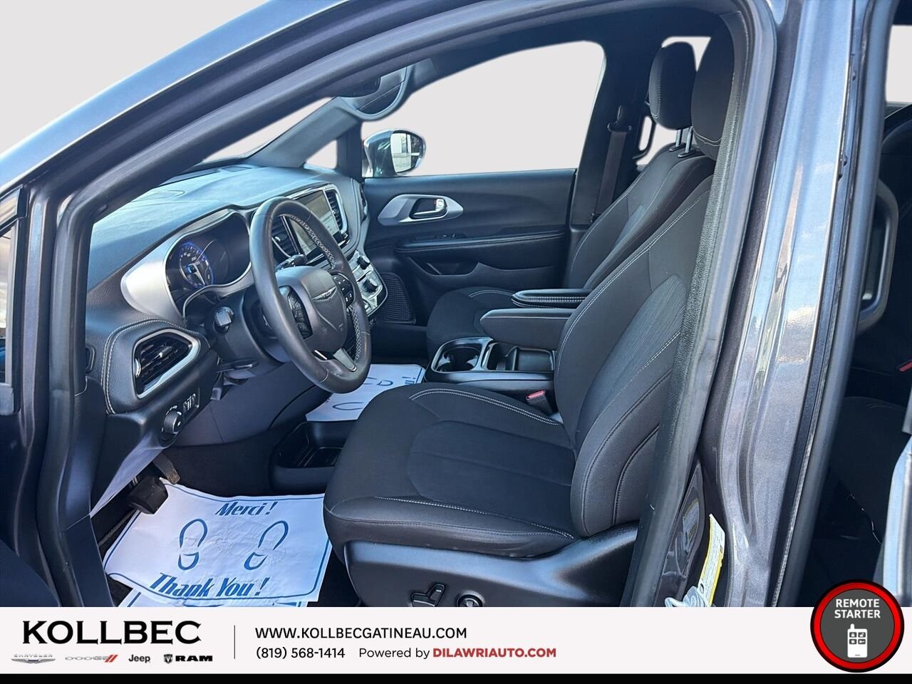 CHRYSLER PACIFICA Touring AWD 2022 Gris Ottawa & Gatineau - photo #24