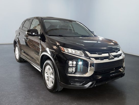 2023 Mitsubishi RVR SE AWC Black