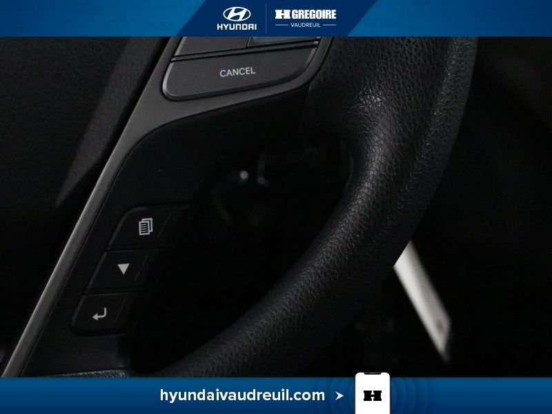 Hyundai Santa Fe 2018 Blanc Laval - photo #21