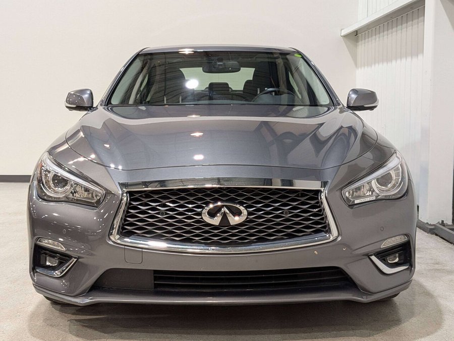 INFINITI Q50 LUXE AWD 2024 Gris