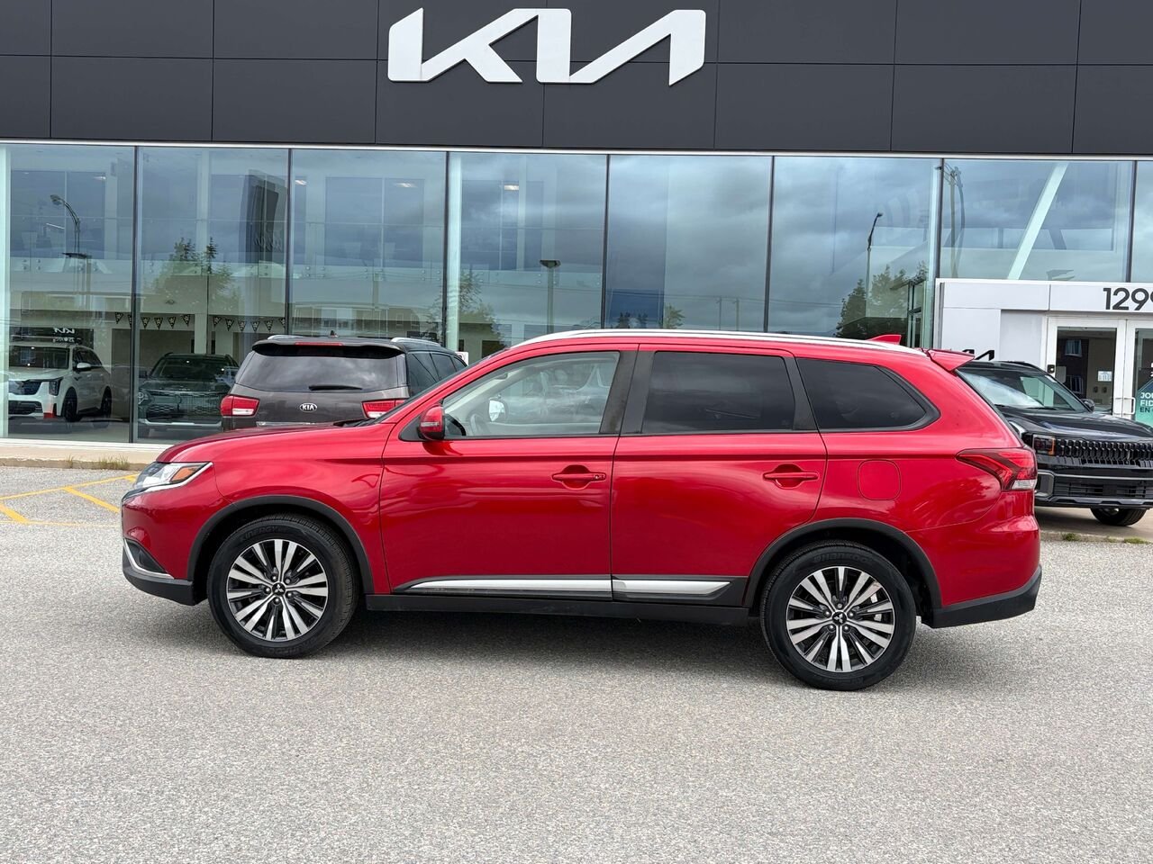 Mitsubishi Outlander 2020 Rouge Gatineau - photo #2