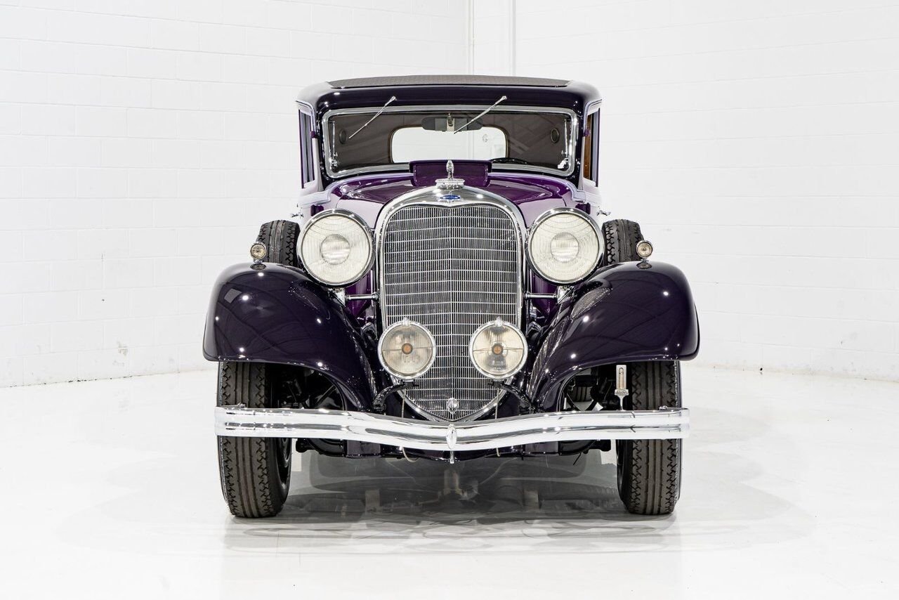 Lincoln KB Victoria Coupe One Of 18 Built, And The Only Known Surviving **PRICE IN USD** 1933 mauve Montréal - photo #1