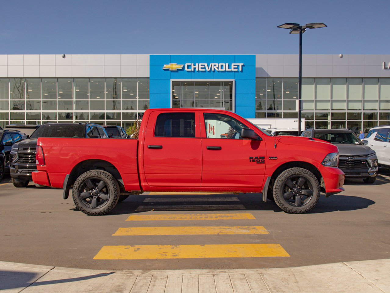 2022 Ram 1500 Classic Express 4x4 Crew Cab 5'7 Box Red Sherwood Park - photo #11