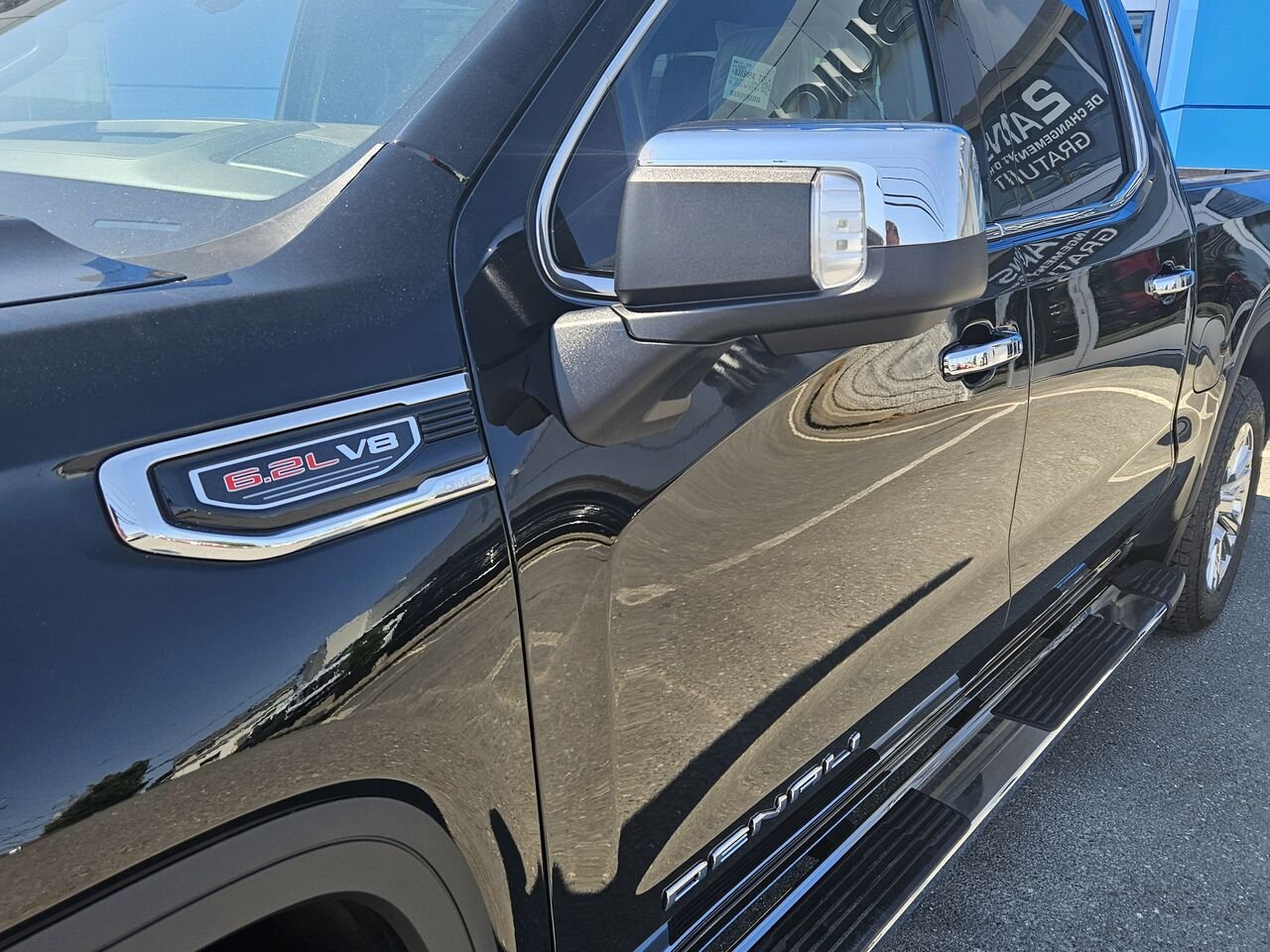 2026 GMC Sierra 1500 Denali cabine multiplace 4RM 147 po Onyx Black Thetford Mines - photo #6
