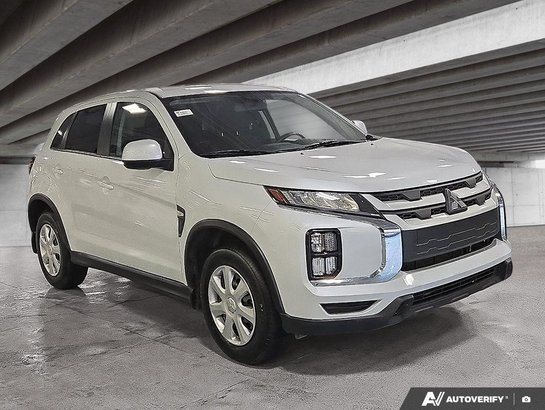 2025 Mitsubishi RVR 2025 White