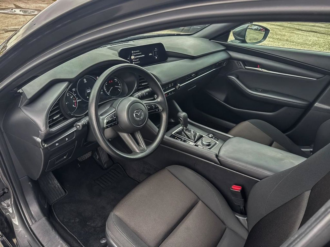 Mazda Mazda3 Sport JM1BPAKM3S1796086 2025 Noir Mirabel - photo #15