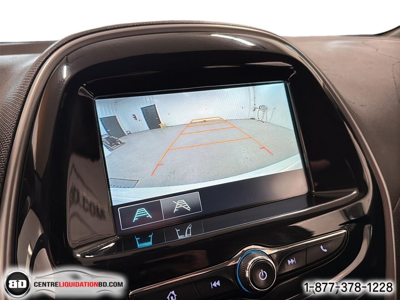 2017 Chevrolet Spark LS AUTOMATIQUE | BD0192 White Granby - photo #20