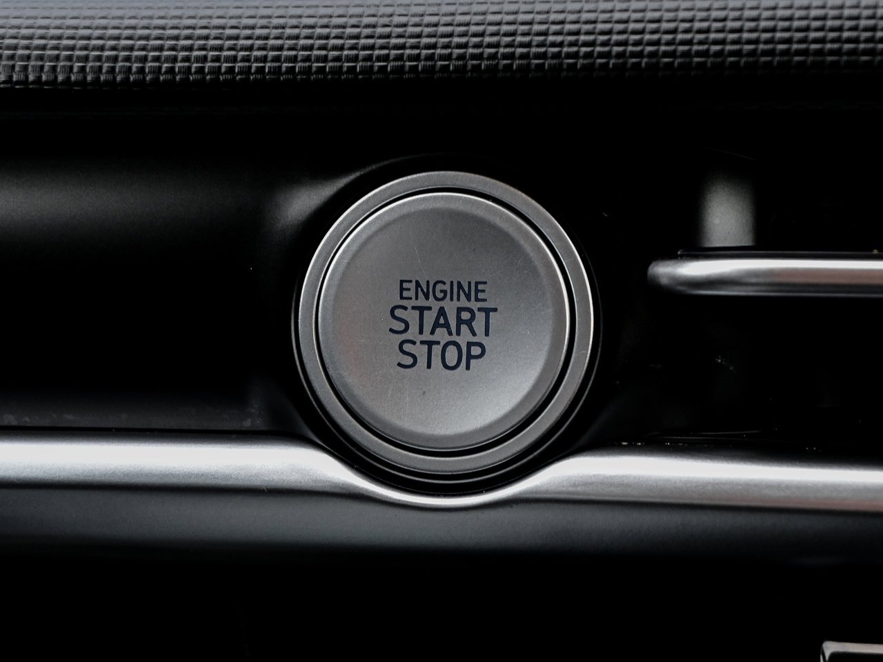 2025 Hyundai Tucson Preferred AWD White Sherwood Park - photo #23
