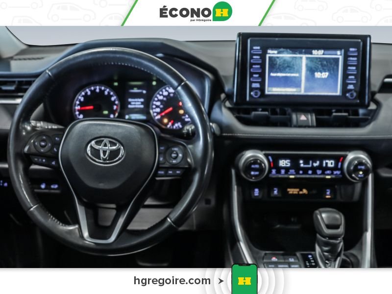 2019 Toyota Rav 4 White Blainville - photo #13