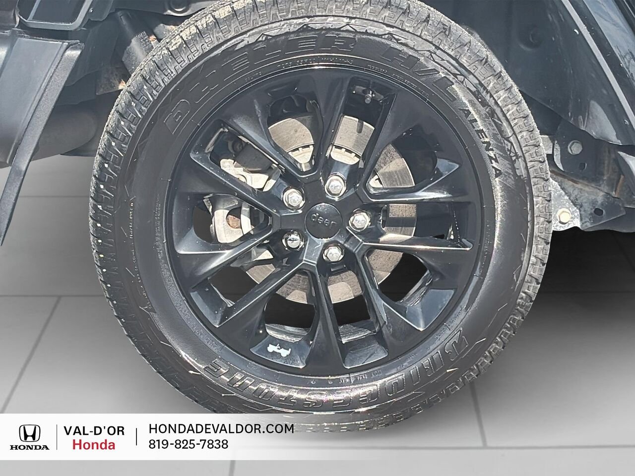 Jeep Wrangler 4xe Unlimited Sahara 4x4 2021 Noir Val-d'Or - photo #5