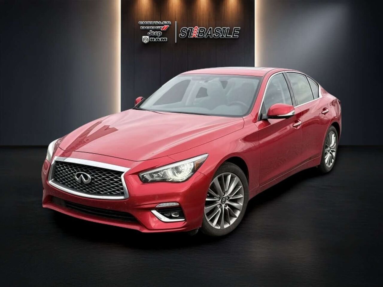 INFINITI Q50 2024 Rouge Saint-Basile-le-Grand - photo #0