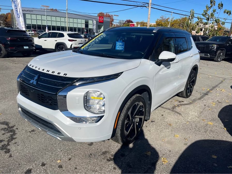 2024 Mitsubishi Outlander GT AWD White