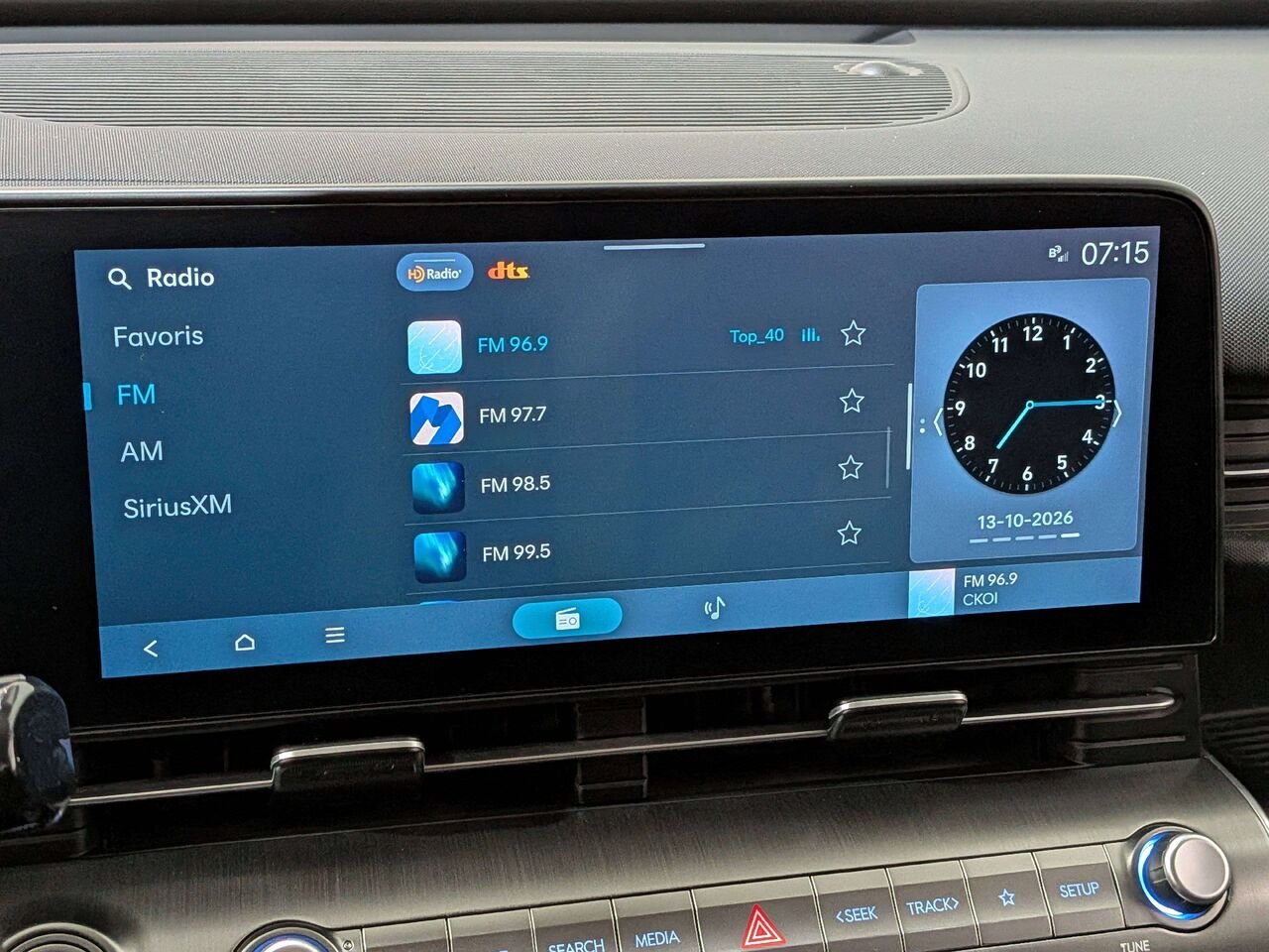 2025 Hyundai Kona 2.0L Preferred AWD Grey Val-David - photo #19