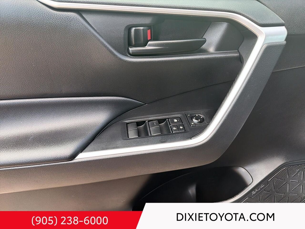 2023 Toyota RAV4 LE AWD / CLEAN CARFAX / HEATED SEATS / TOYOTA SAFETY SENSE / CARPLAY AND ANDROID AUTO Magnetic Grey Metallic Mississauga - photo #7