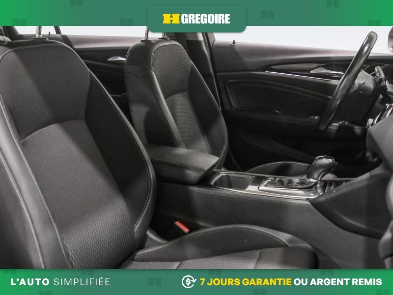 Buick Regal 2019 Blanc Blainville - photo #29