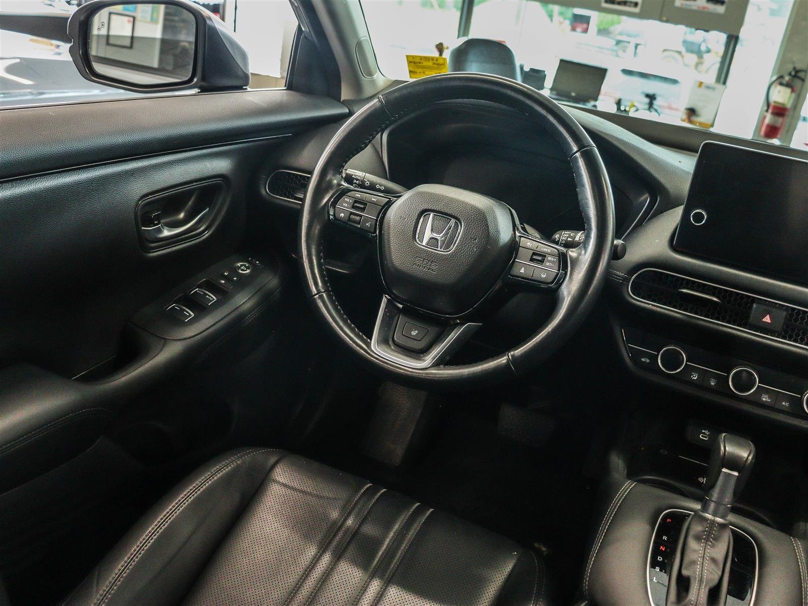 2026 Honda HR-V EX-L Ottawa & Gatineau - photo #13