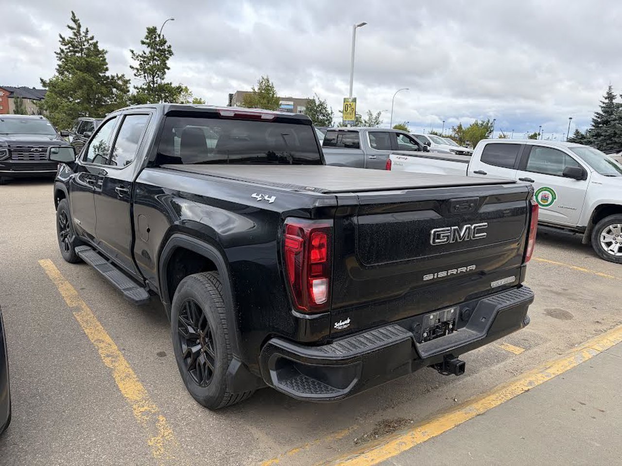 2024 GMC Sierra 1500 4WD Crew Cab 147 Elevation Black Sherwood Park - photo #3