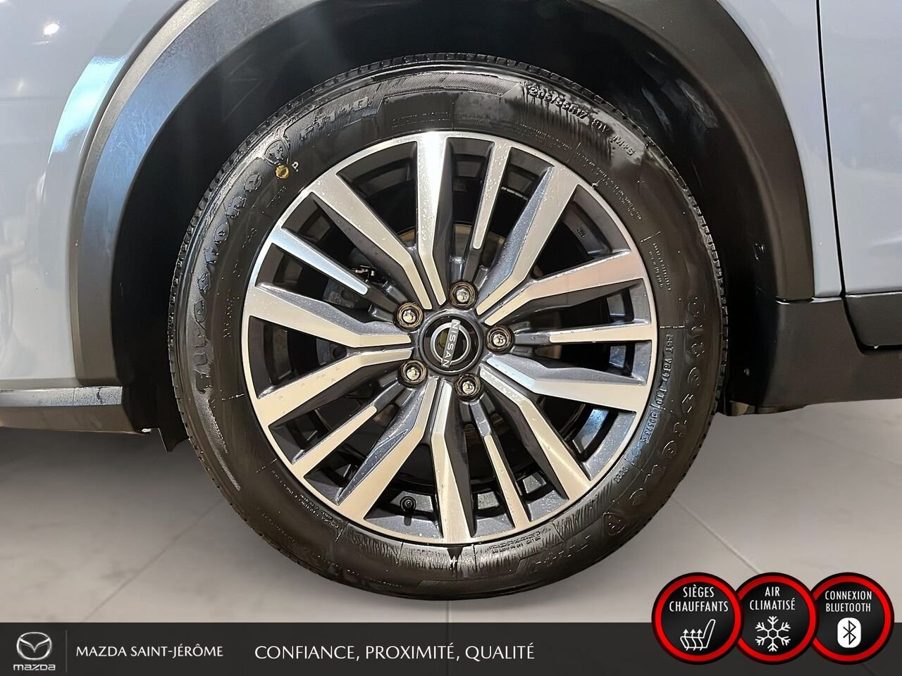 2023 Nissan Kicks Grey Ste-Agathe des Monts - photo #11