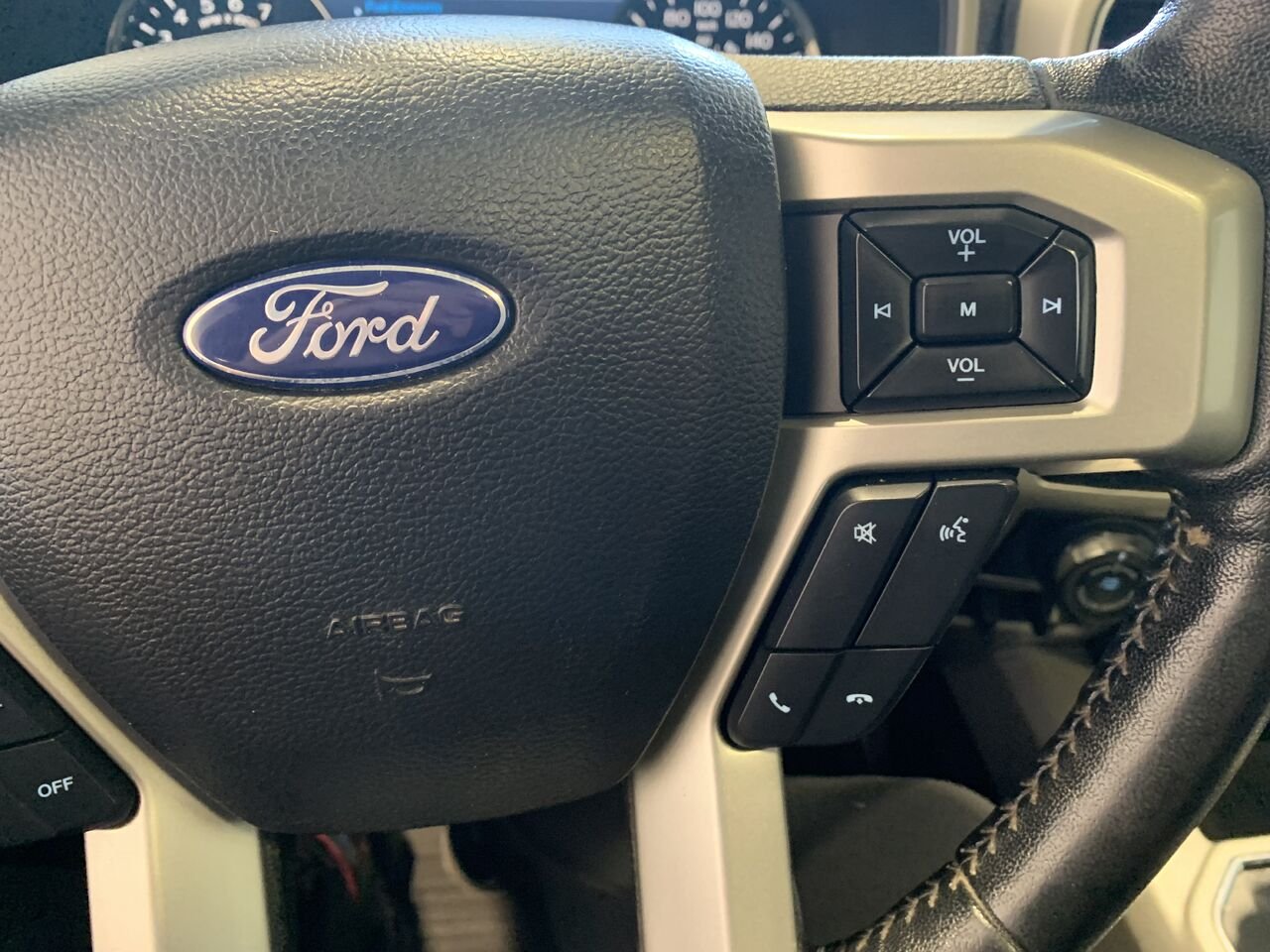 2020 Ford F-150 LARIAT Black Châteauguay - photo #38