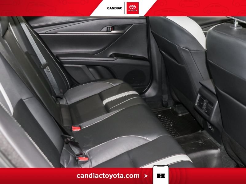 2025 Toyota Camry Grey Blainville - photo #33